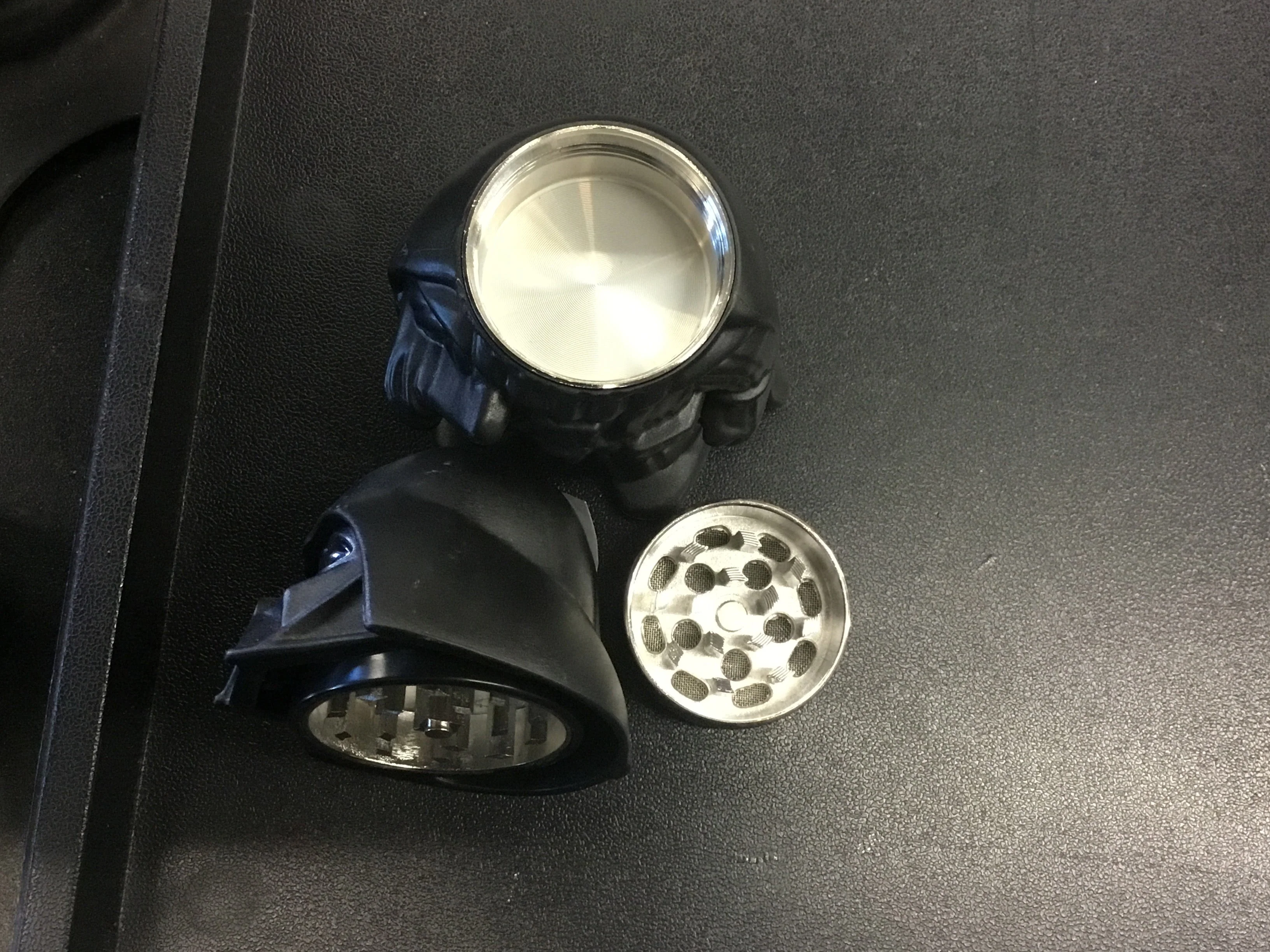 Darth Vader Grinder - Image 5