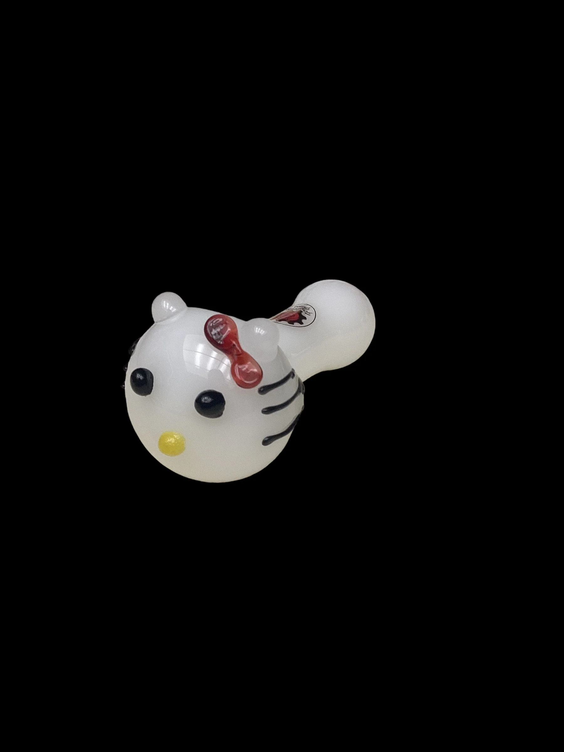 White Kitty Hand Pipe - Image 3